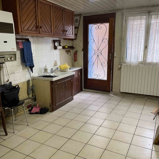  Annonces AIGUILLON : Maison / Villa | DAMAZAN (47160) | 110 m2 | 68 000 € 