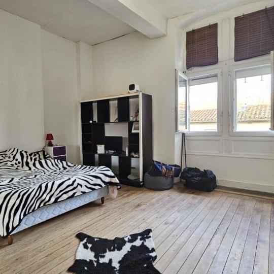  Annonces AIGUILLON : Immeuble | LAFITTE-SUR-LOT (47320) | 381 m2 | 129 000 € 