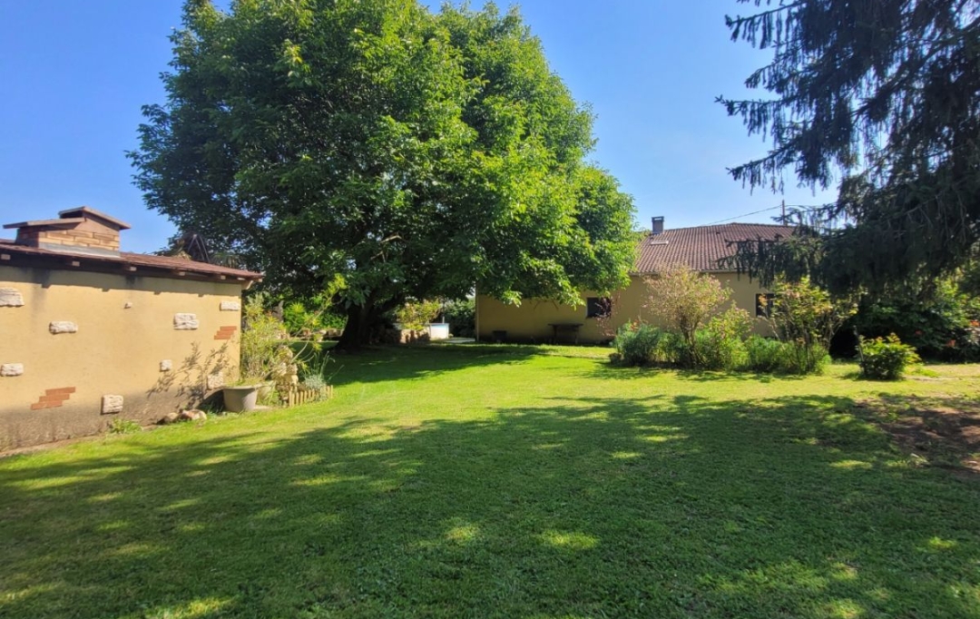 Annonces AIGUILLON : Maison / Villa | LAGRUERE (47400) | 190 m2 | 189 000 € 