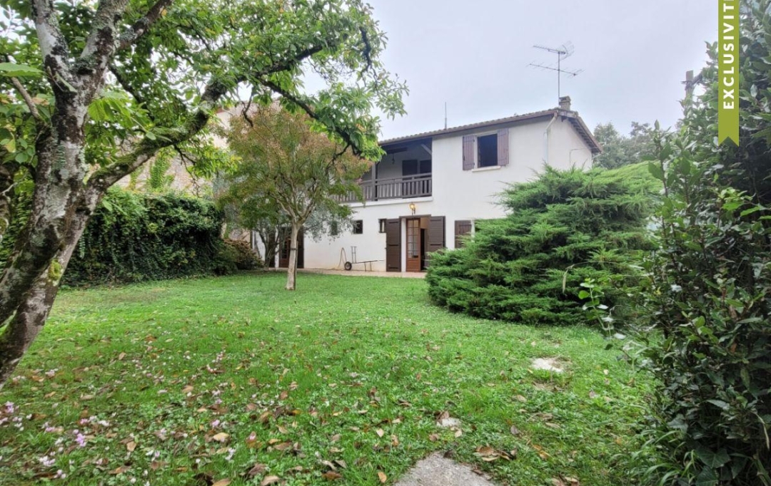 Annonces AIGUILLON : Maison / Villa | CLAIRAC (47320) | 125 m2 | 108 000 € 