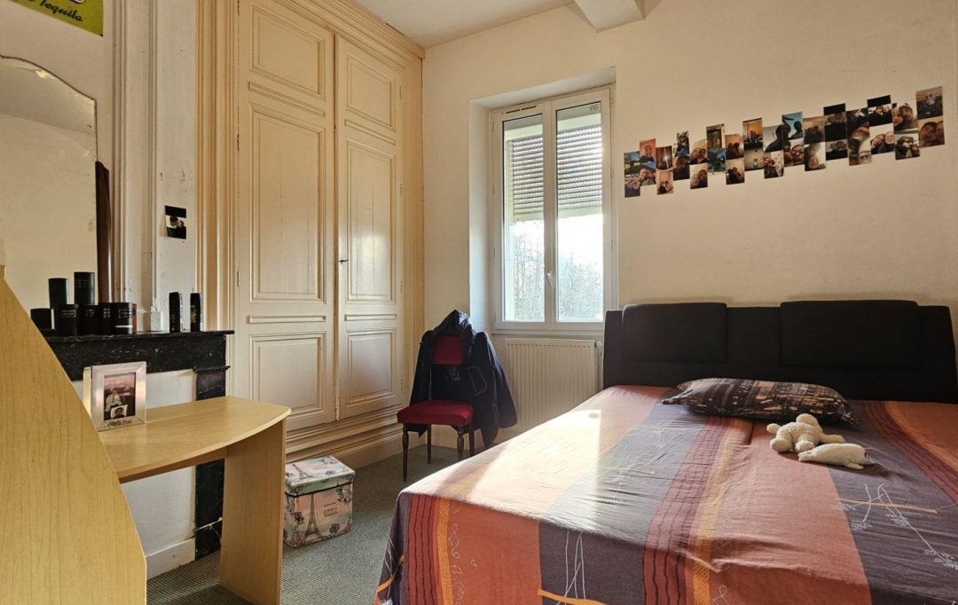 Annonces AIGUILLON : Immeuble | LAFITTE-SUR-LOT (47320) | 381 m2 | 129 000 € 